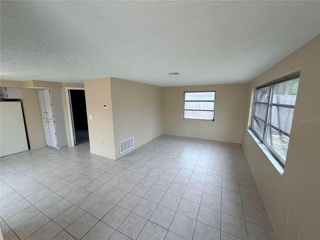 6330 PENNSYLVANIA AVENUE, New Port Richey, FL 34653