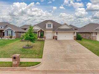 1305 N Storybrook Street, Mustang, OK 73064