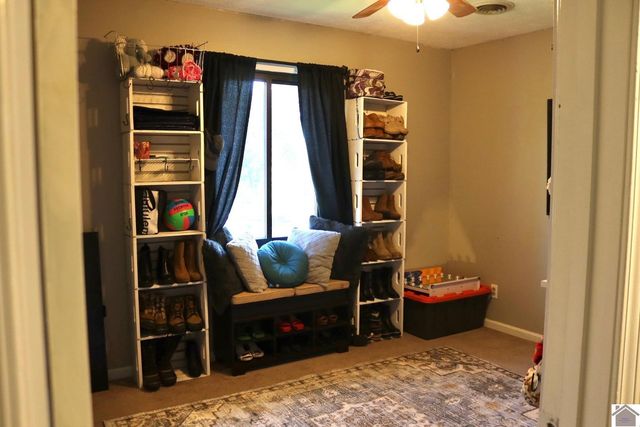 3571 Oscar Ave, West Paducah, KY 42001