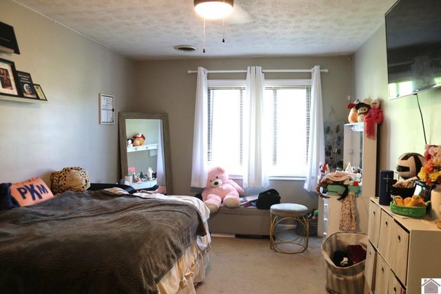 3571 Oscar Ave, West Paducah, KY 42001