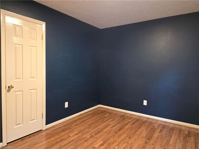 414 Oak Ridge Drive, Mount Airy, NC 27030