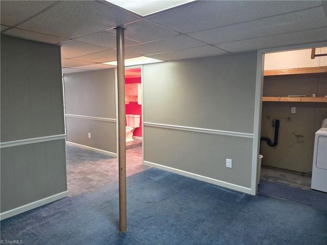 414 Oak Ridge Drive, Mount Airy, NC 27030