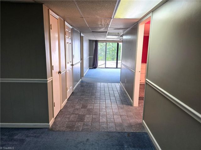 414 Oak Ridge Drive, Mount Airy, NC 27030