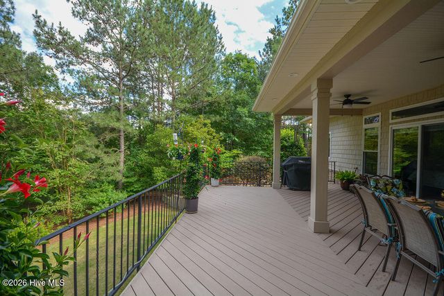 210 Beths Point, West End, NC 27376