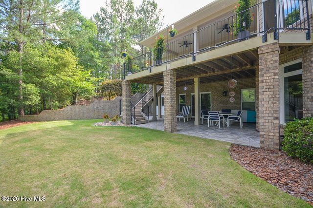 210 Beths Point, West End, NC 27376