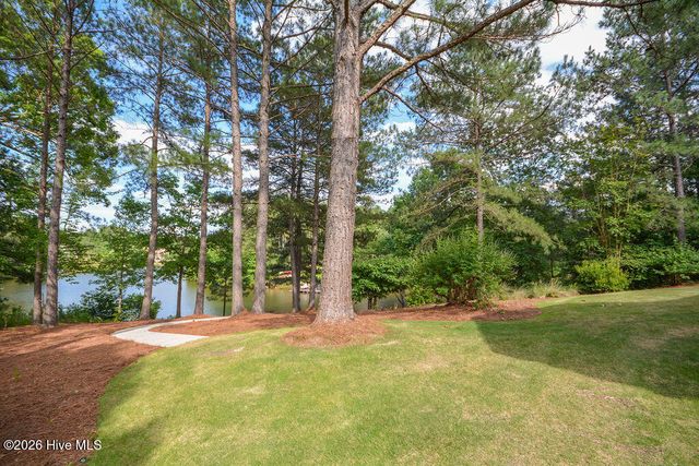 210 Beths Point, West End, NC 27376