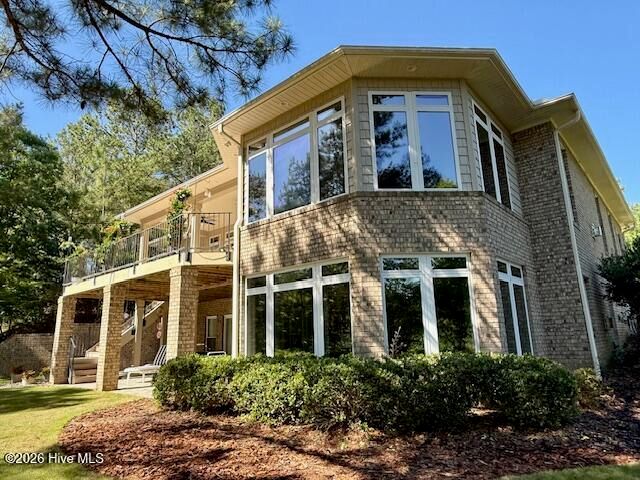210 Beths Point, West End, NC 27376