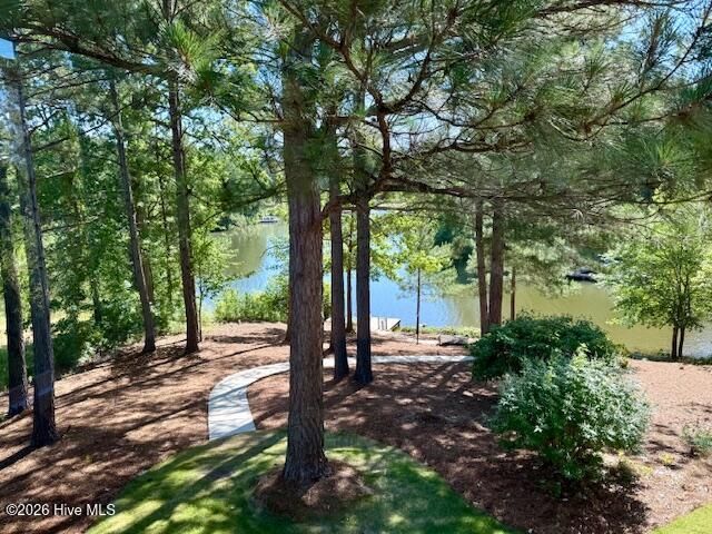 210 Beths Point, West End, NC 27376