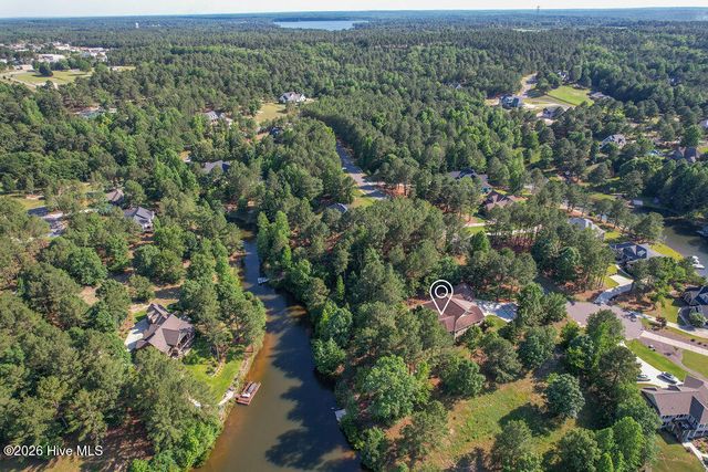 210 Beths Point, West End, NC 27376