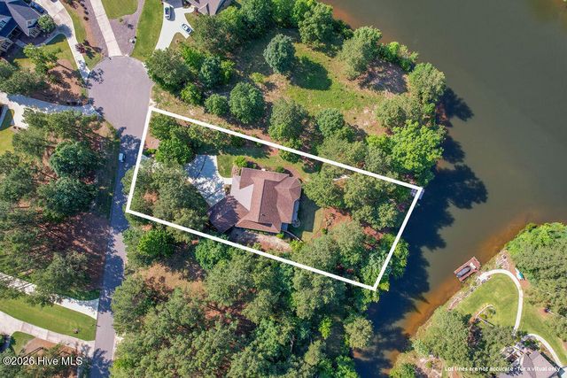 210 Beths Point, West End, NC 27376