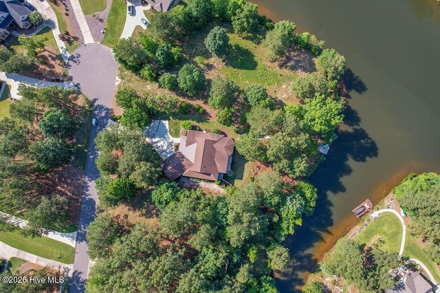210 Beths Point, West End, NC 27376