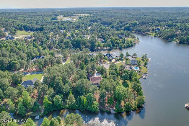 210 Beths Point, West End, NC 27376