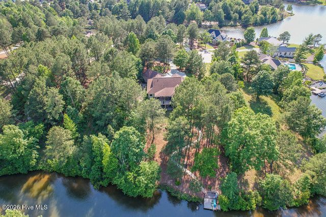 210 Beths Point, West End, NC 27376