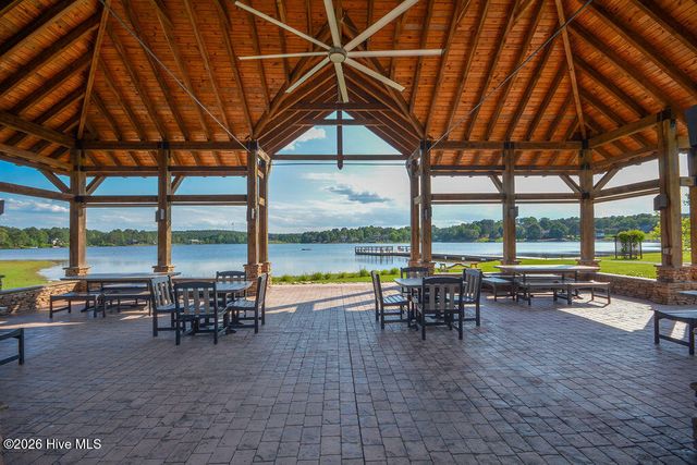 210 Beths Point, West End, NC 27376