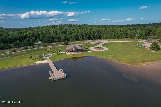 210 Beths Point, West End, NC 27376