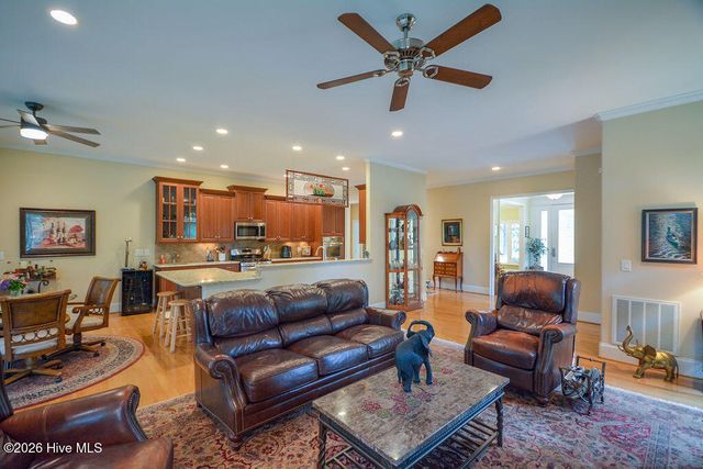 210 Beths Point, West End, NC 27376
