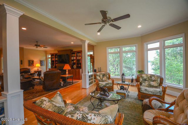 210 Beths Point, West End, NC 27376