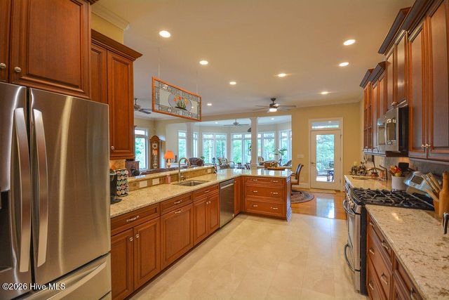 210 Beths Point, West End, NC 27376