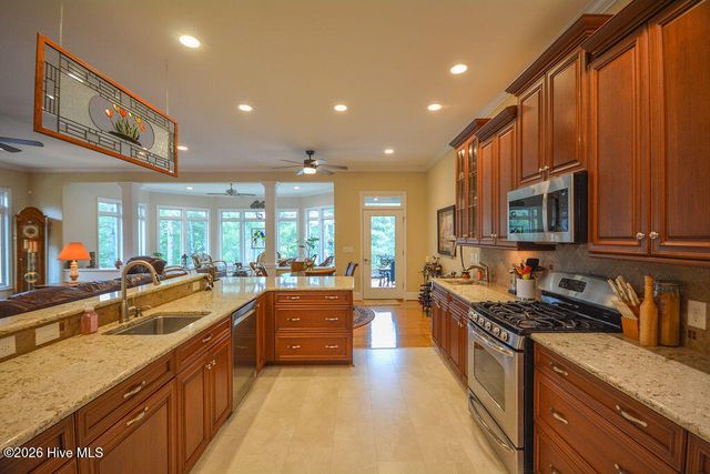210 Beths Point, West End, NC 27376