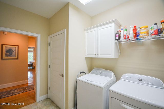 210 Beths Point, West End, NC 27376