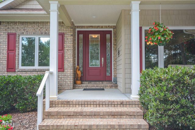 210 Beths Point, West End, NC 27376