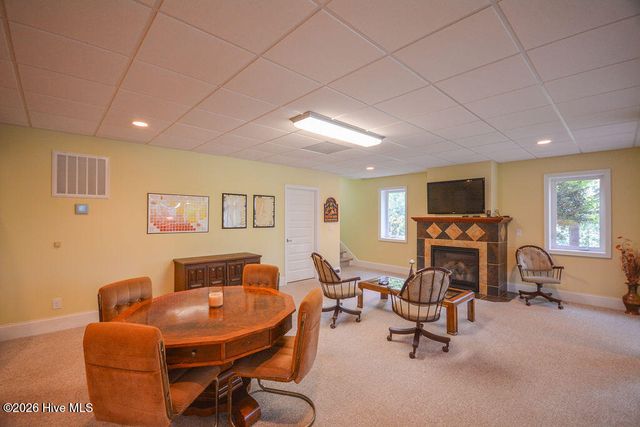 210 Beths Point, West End, NC 27376