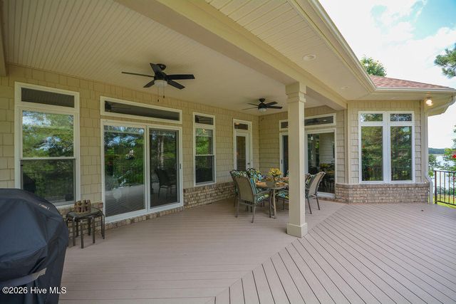 210 Beths Point, West End, NC 27376