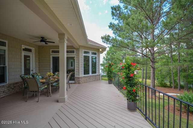210 Beths Point, West End, NC 27376