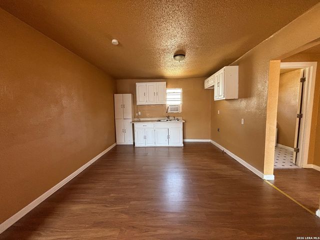 120 N Plum, Pearsall, TX 78061