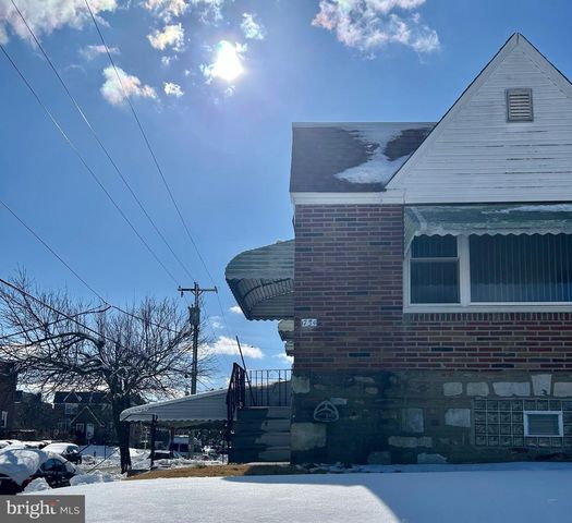 1734 STRAHLE ST, Philadelphia, PA 19152