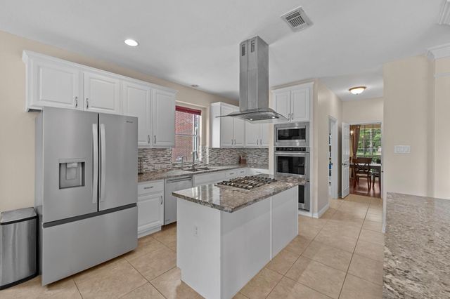 16819 Swirling Cloud Court N, Cypress, TX 77433