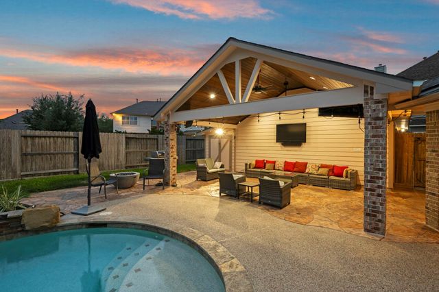 16819 Swirling Cloud Court N, Cypress, TX 77433