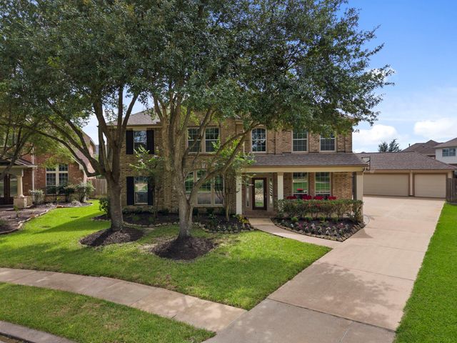 16819 Swirling Cloud Court N, Cypress, TX 77433