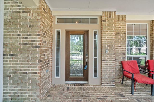 16819 Swirling Cloud Court N, Cypress, TX 77433