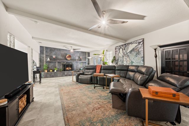 4104 Linkwood Drive, Euless, TX 76040