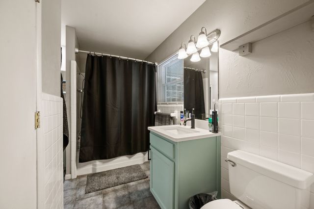 4104 Linkwood Drive, Euless, TX 76040