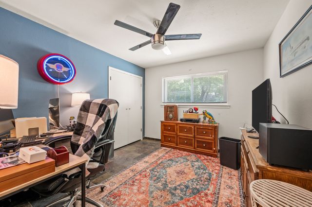 4104 Linkwood Drive, Euless, TX 76040