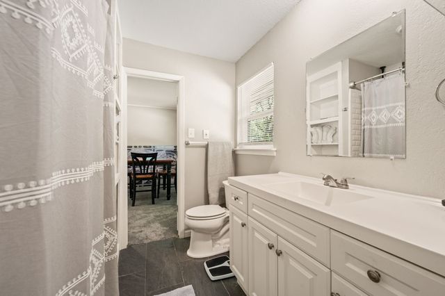 4104 Linkwood Drive, Euless, TX 76040