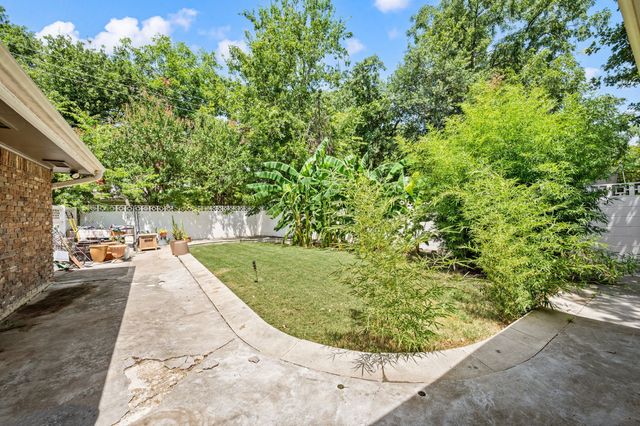 4104 Linkwood Drive, Euless, TX 76040