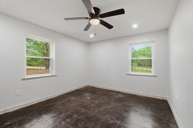 509 County Road 2271, Telephone, TX 75488