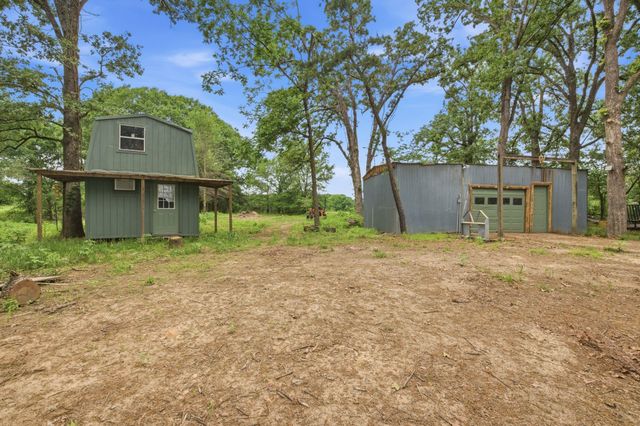 509 County Road 2271, Telephone, TX 75488