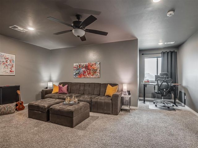 9125 NW 118th Street, Yukon, OK 73099