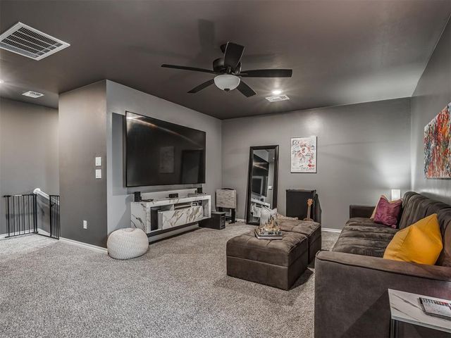 9125 NW 118th Street, Yukon, OK 73099