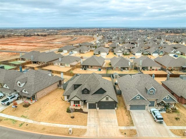 9125 NW 118th Street, Yukon, OK 73099