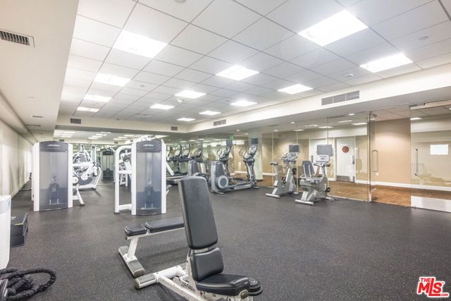 3223 W 6th Street 902, Los Angeles, CA 90020