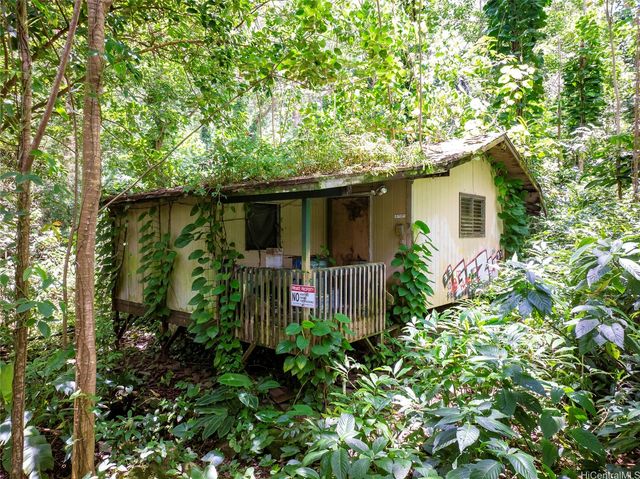 3737 Manoa Road, Honolulu, HI 96822