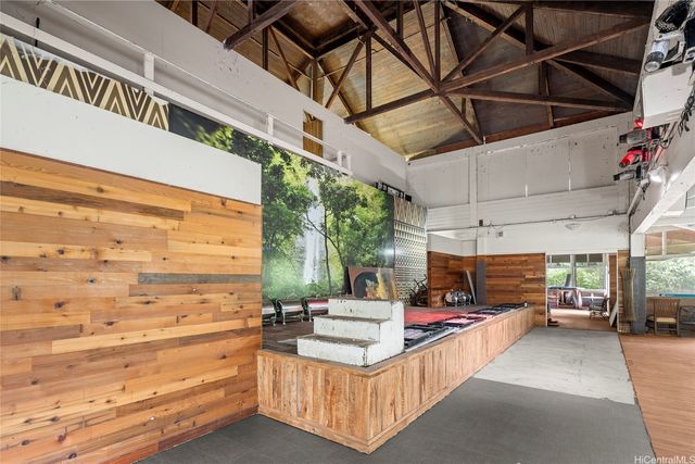 3737 Manoa Road, Honolulu, HI 96822