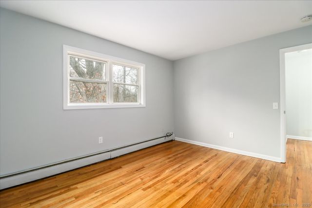 32 Pleasant Street, Bethel, CT 06801