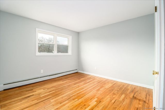 32 Pleasant Street, Bethel, CT 06801