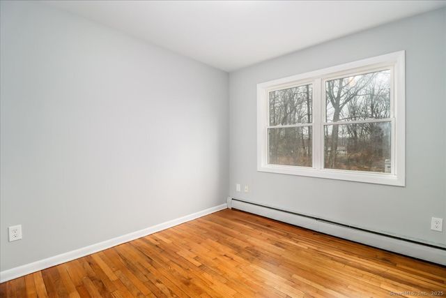 32 Pleasant Street, Bethel, CT 06801